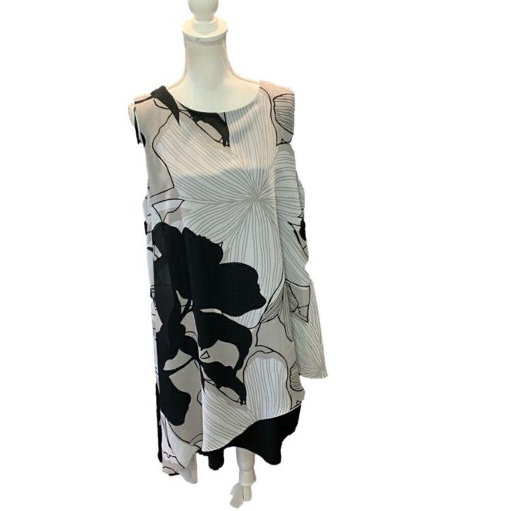 S. L. Fashions Sleeveless Sheath Dress NWT